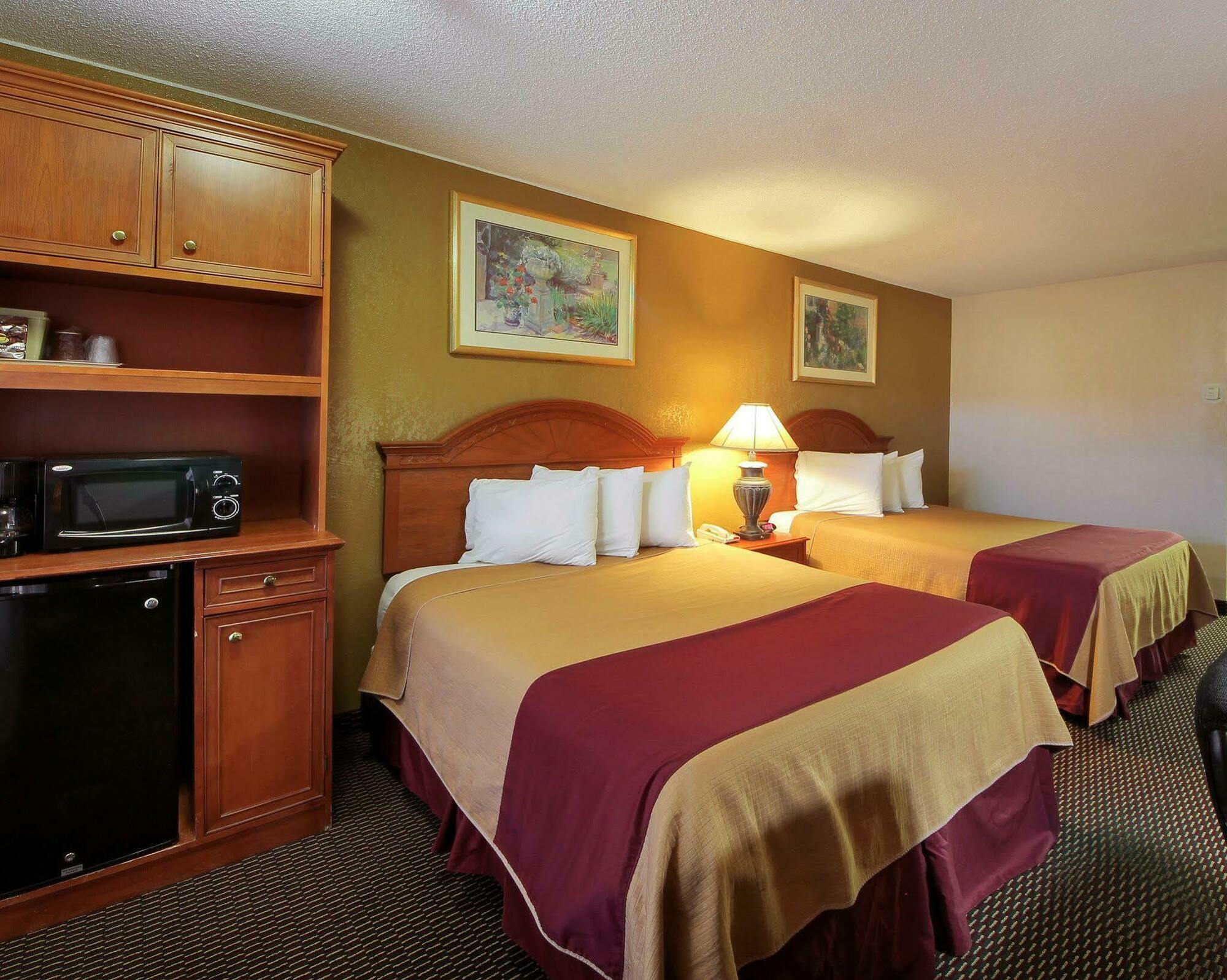 Quality Inn Shawnee I-40 Exterior foto